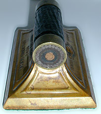 detail: side view